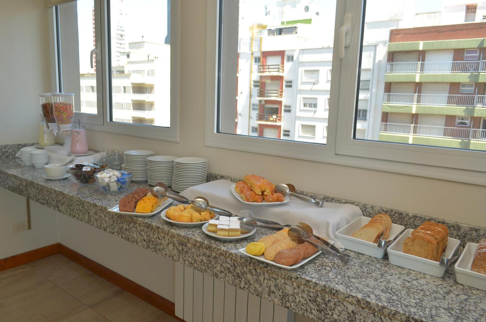 Saint Honore Hotel *